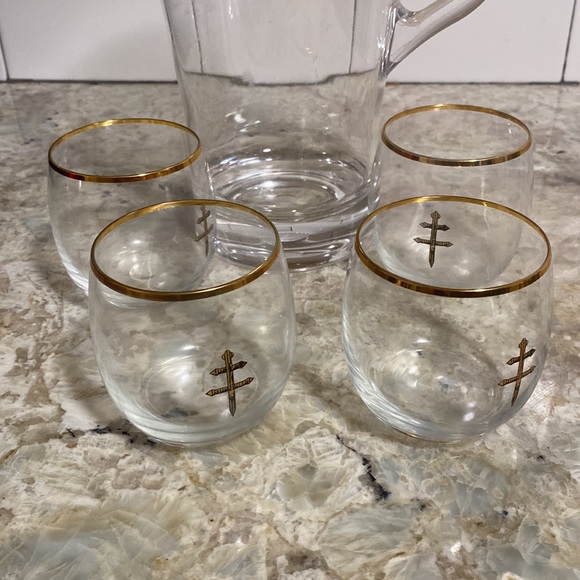 Dusse 4 Piece Gold Trim Cognac Glassware Set With Pitcher. - Picture 6 of 6